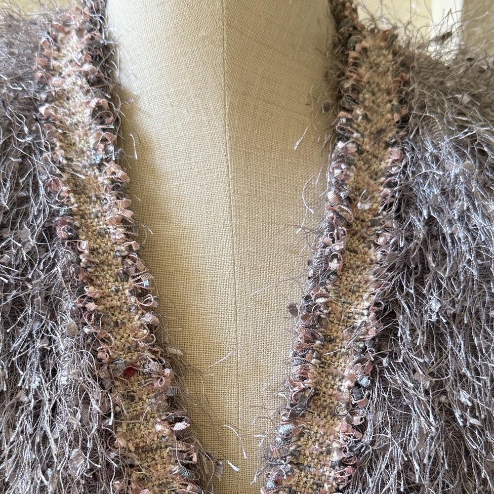 Stylist Fuzzy Cardigan in Gray - Picture 4 of 7